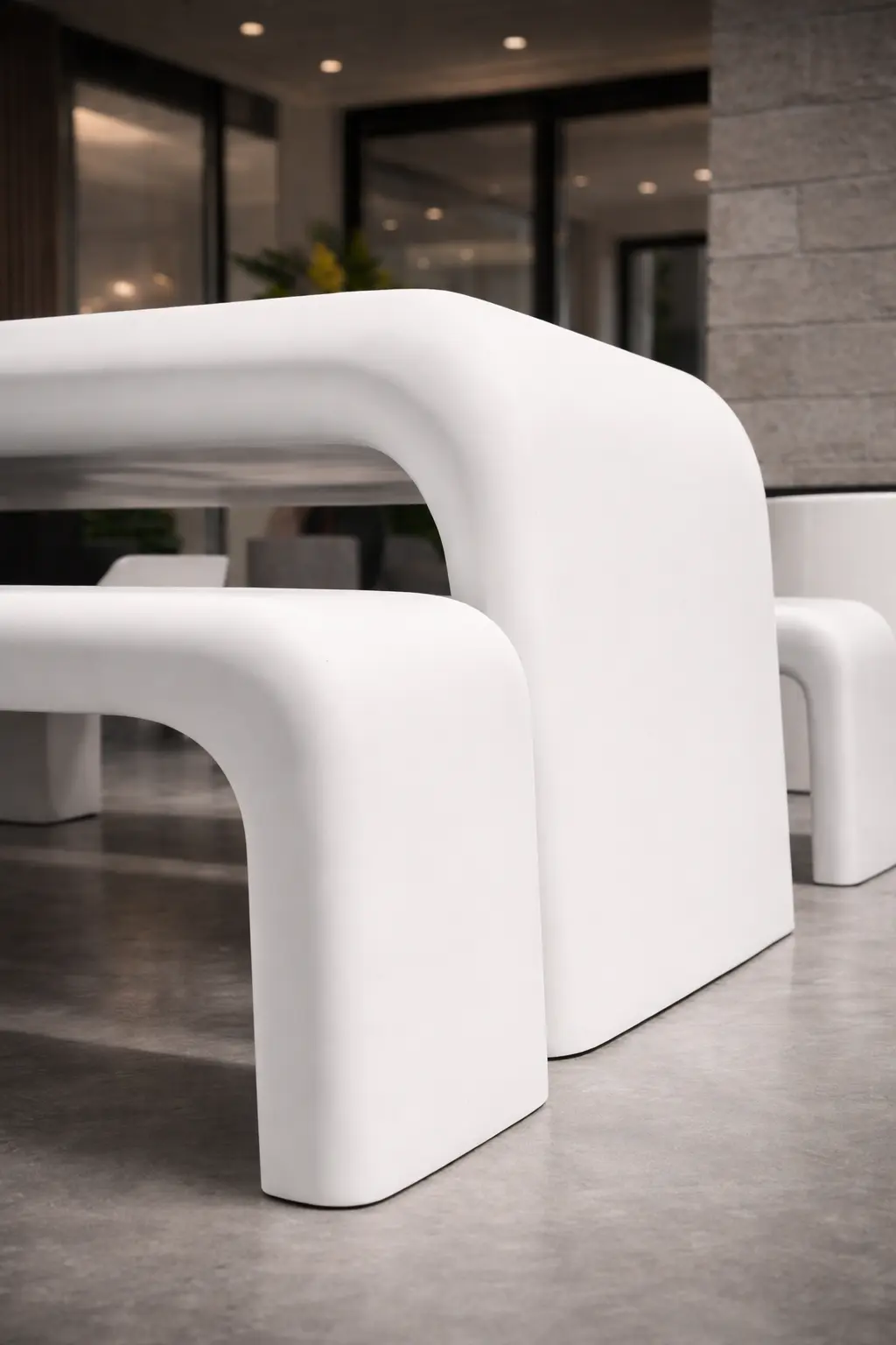 Polycomm design fabrication meuble polyester jardiniere polyester mobilier polyester made in france